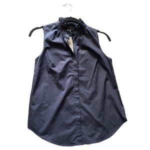 NWT Ann Taylor sleeveless top size XSP in navy 💙